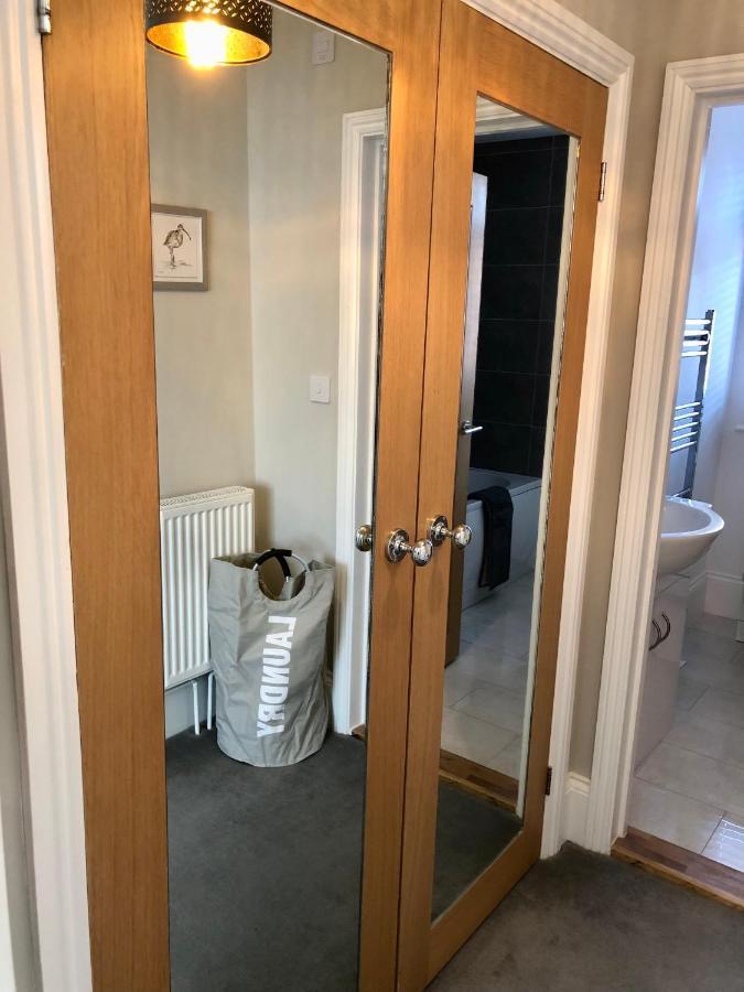 Stunning 2 Bed Georgian Apartment Swafield Esterno foto